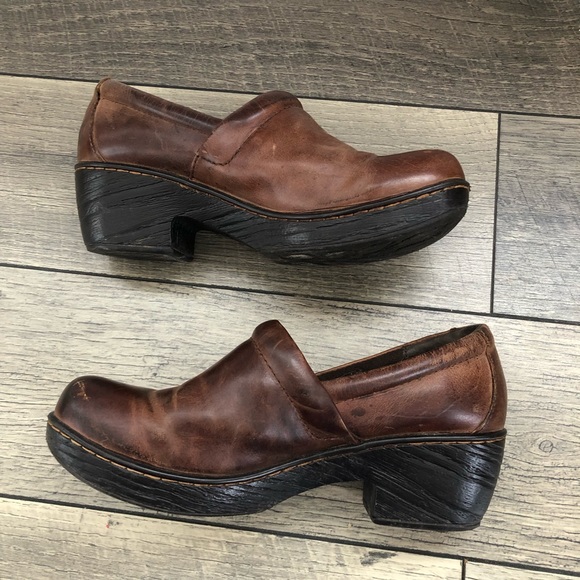 B.O.C. Clogs, brown leather upper size 8 - Picture 2 of 7